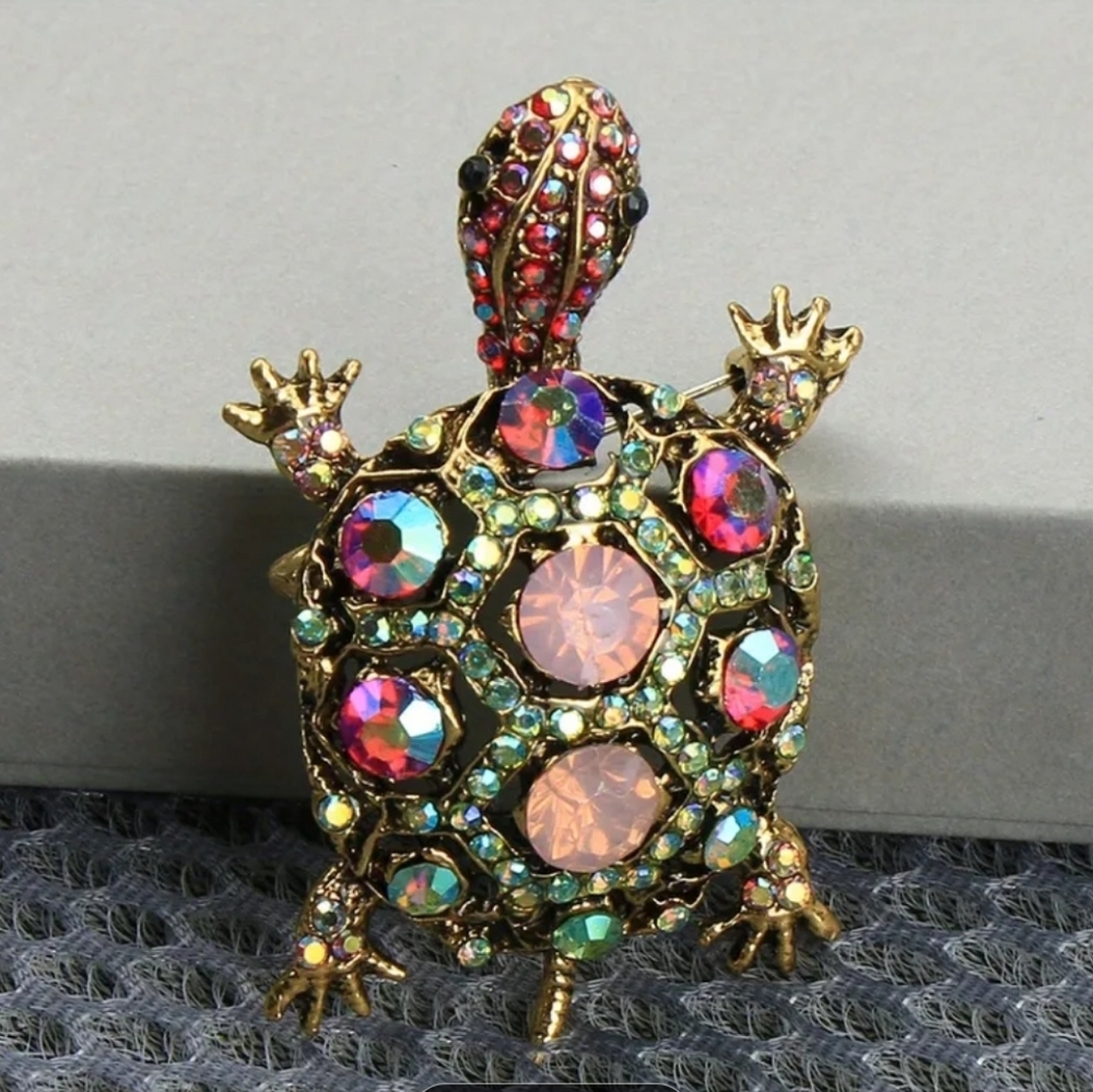 🆕️🐢 RHINESTONE TURTLE BROOCH PIN🐢 - Picture 7 of 7